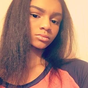 Meet your Posher, Aniya